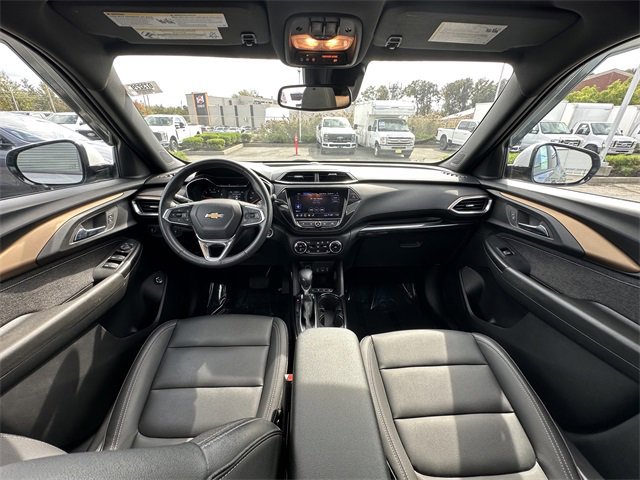 Used 2022 Chevrolet TrailBlazer ACTIV w/ Sun and Liftgate Package image 17