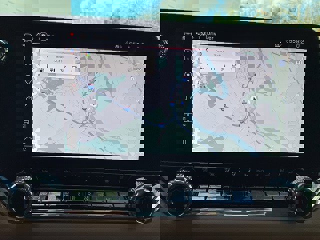 Used 2025 GMC Canyon AT4 w/ AT4 Premium Package image 25