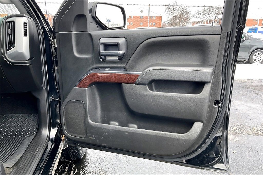 Used 2018 GMC Sierra 1500 SLE w/ SLE Value Package image 21