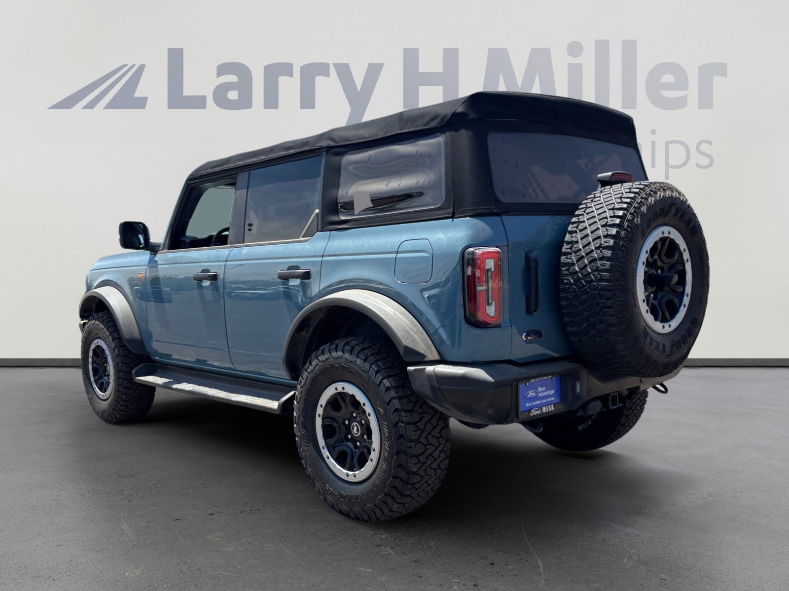 Certified 2021 Ford Bronco Badlands AWD/4WD image 3