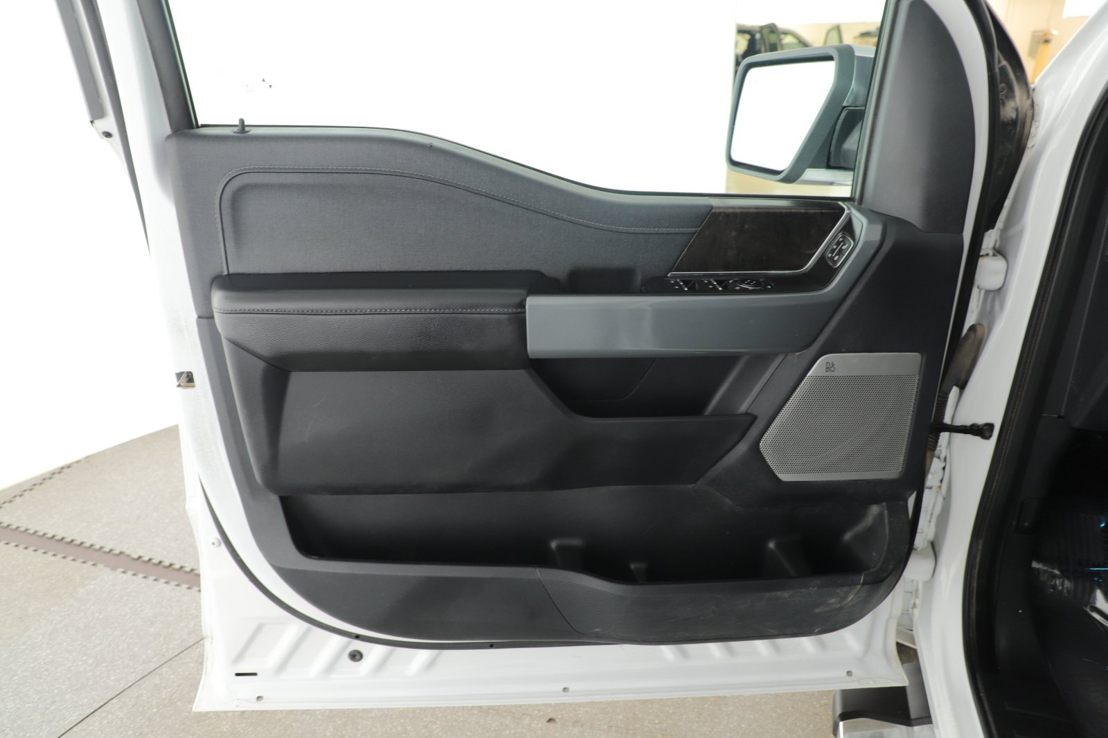 Certified 2023 Ford F150 Lariat AWD/4WD image 13