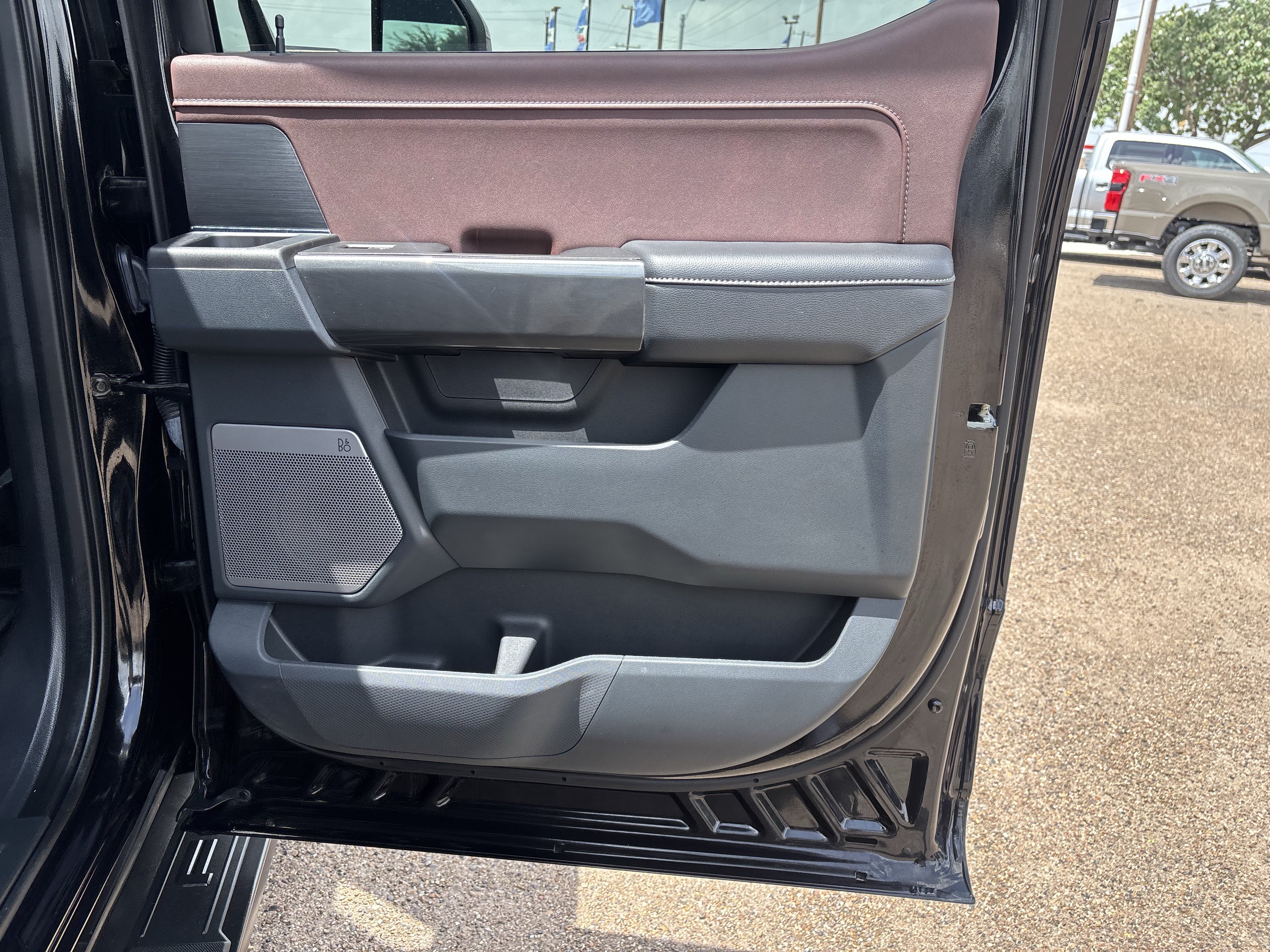 Certified 2023 Ford F150 Lariat AWD/4WD image 19