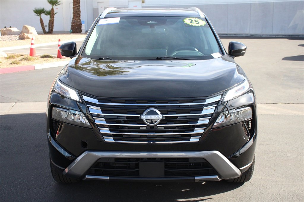 Used 2025 Nissan Rogue SL image 13