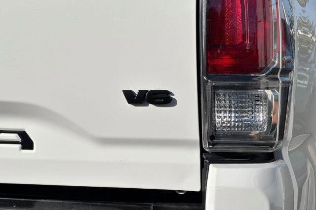 Used 2022 Toyota Tacoma TRD Sport image 32