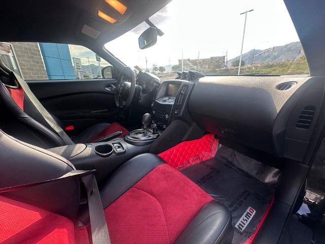 Used 2020 Nissan 370Z NISMO RWD image 39