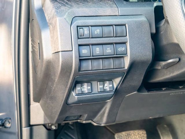 Used 2025 Toyota Tacoma Limited AWD/4WD image 19