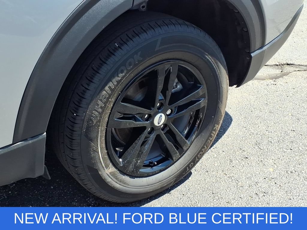 Certified 2024 Ford Explorer XLT w/ Equipment Group 202A AWD/4WD image 28
