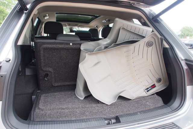 Used 2022 Volkswagen Tiguan SE FWD image 16