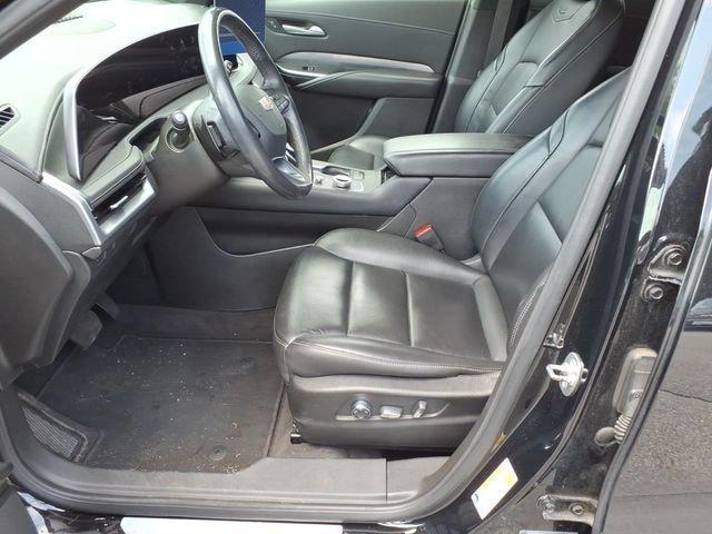 Used 2024 Cadillac XT4 Premium Luxury AWD/4WD image 19