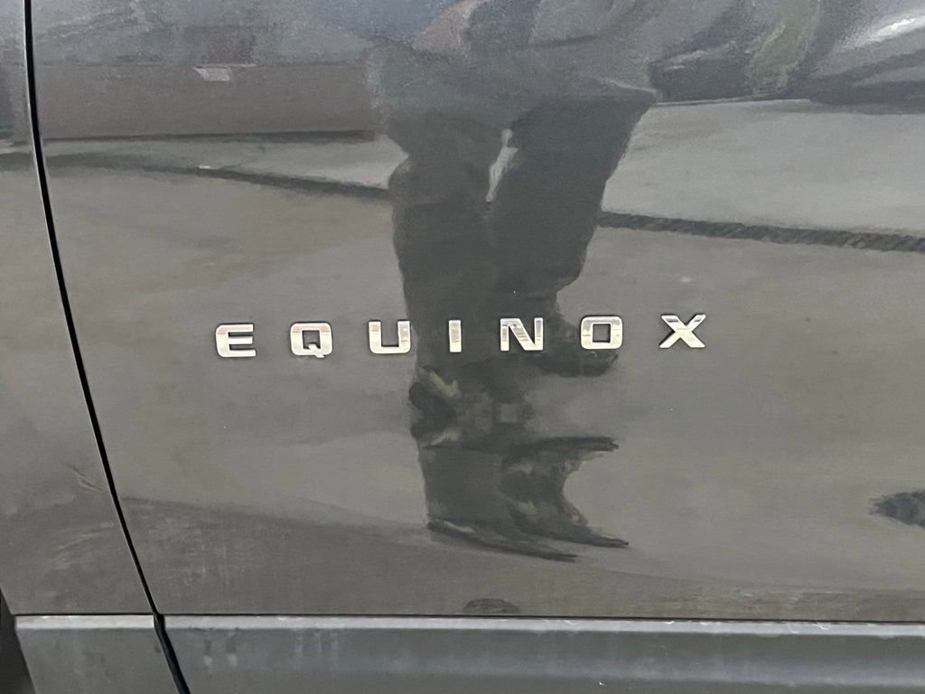 Used 2021 Chevrolet Equinox LT w/ Driver Convenience Package image 10