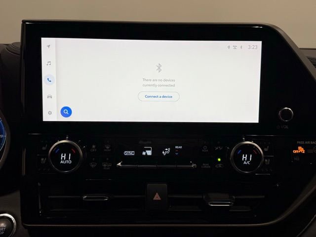 Used 2023 Toyota Highlander Limited image 26