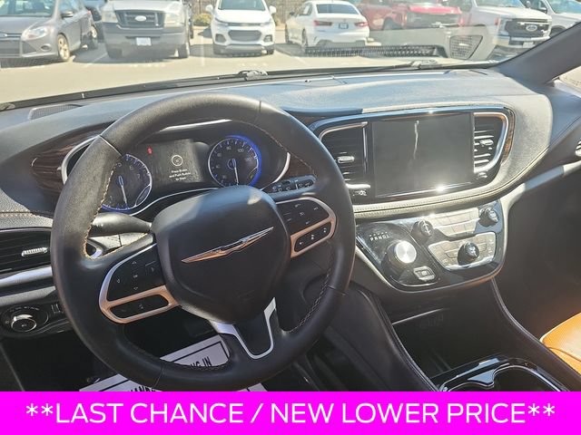 Used 2022 Chrysler Pacifica Pinnacle AWD/4WD image 16