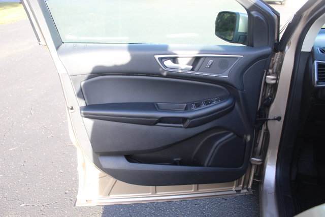 Certified 2021 Ford Edge SEL AWD/4WD image 21