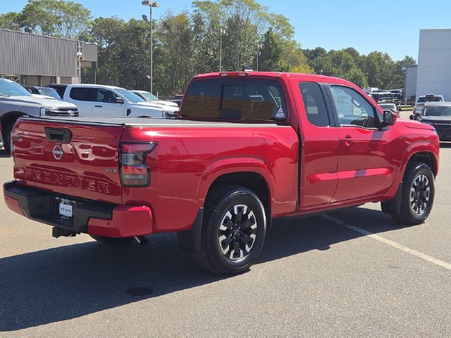 Used 2025 Nissan Frontier SV w/ SV Convenience Package AWD/4WD image 3