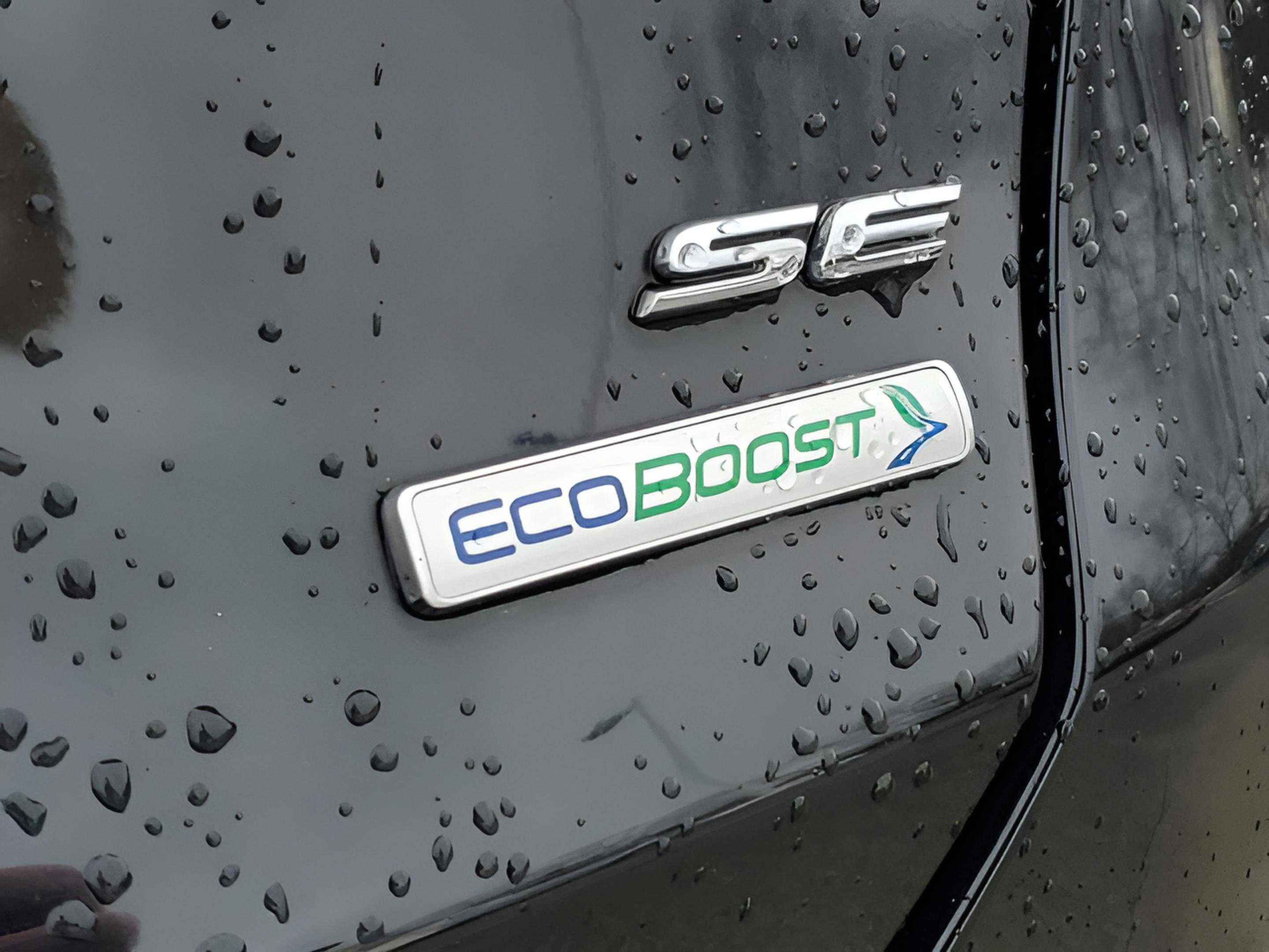 Certified 2018 Ford Fusion SE w/ Fusion SE Technology Package FWD image 31