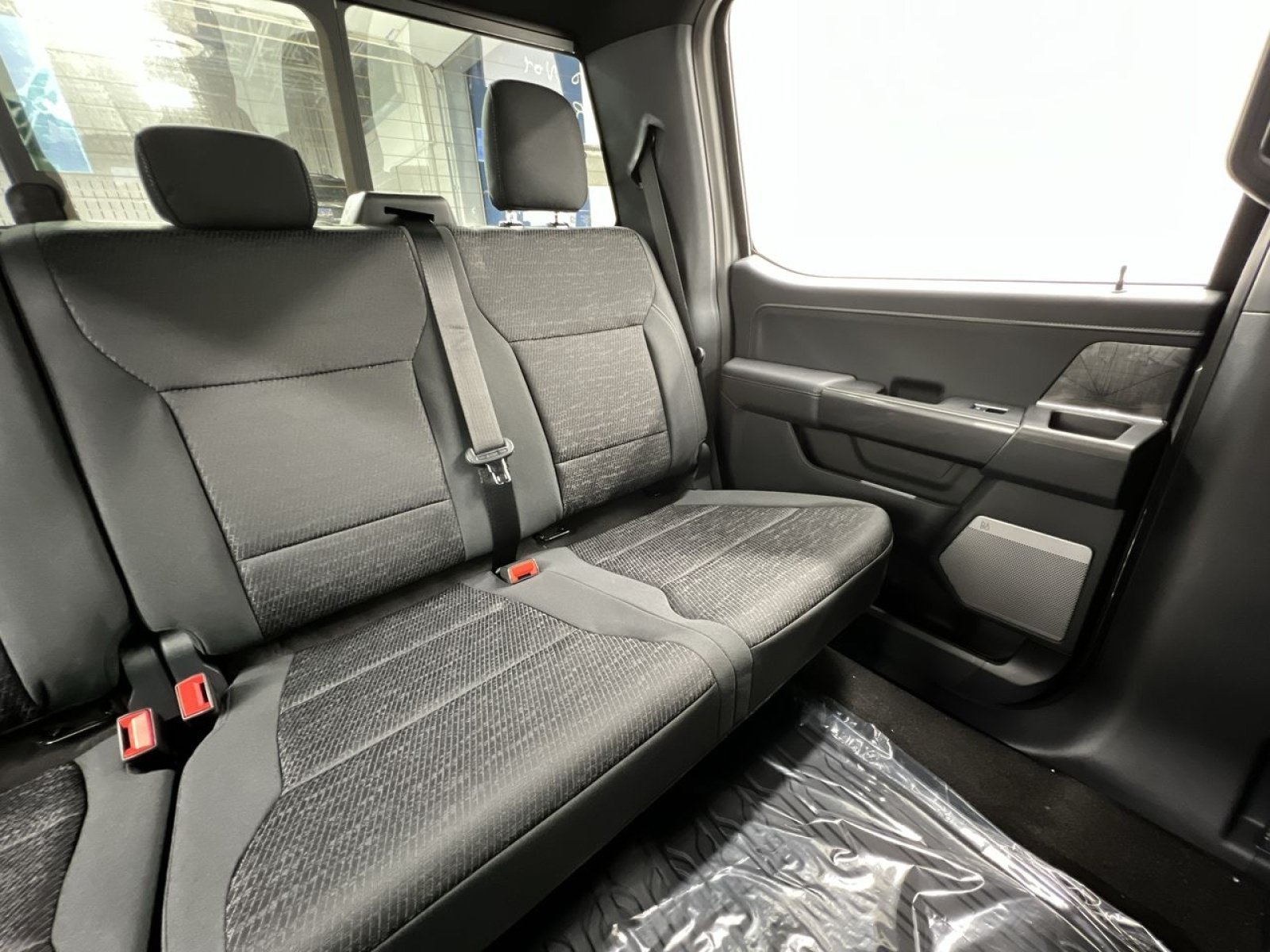 Certified 2022 Ford F150 XLT w/ Equipment Group 302A High AWD/4WD image 18