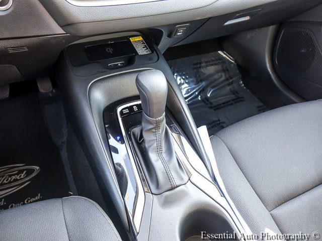 Used 2025 Toyota Corolla LE w/ LE Premium Package FWD image 19