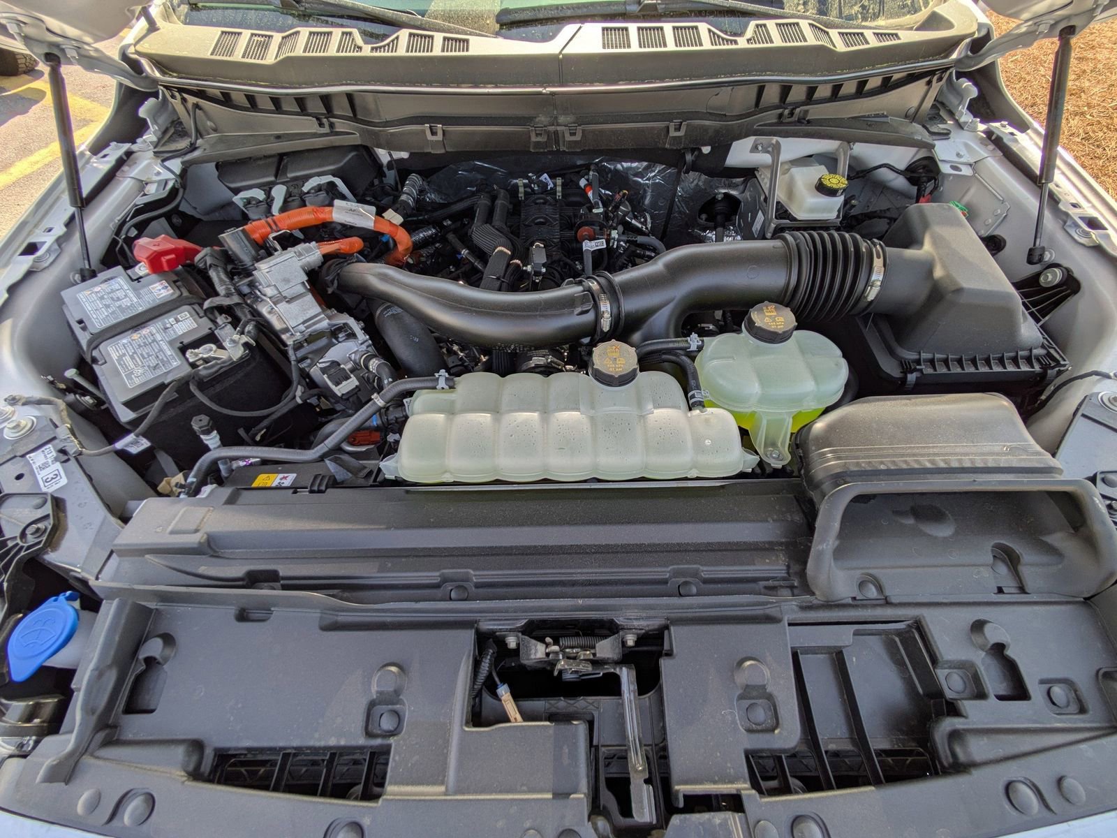 Certified 2025 Ford F150 King Ranch w/ FX4 Off-Road Package image 5