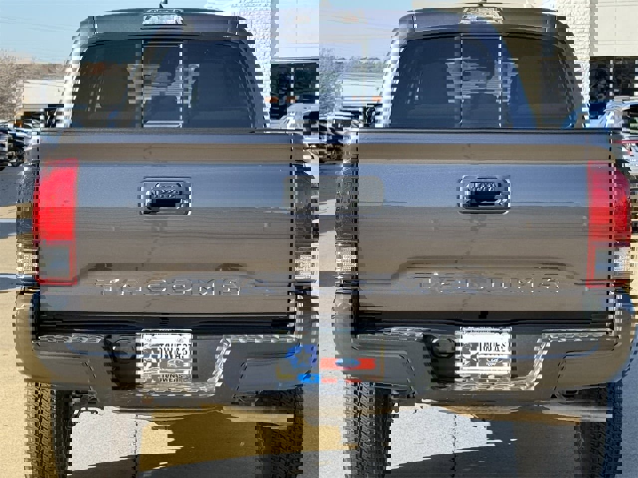 Used 2023 Toyota Tacoma SR5 image 6