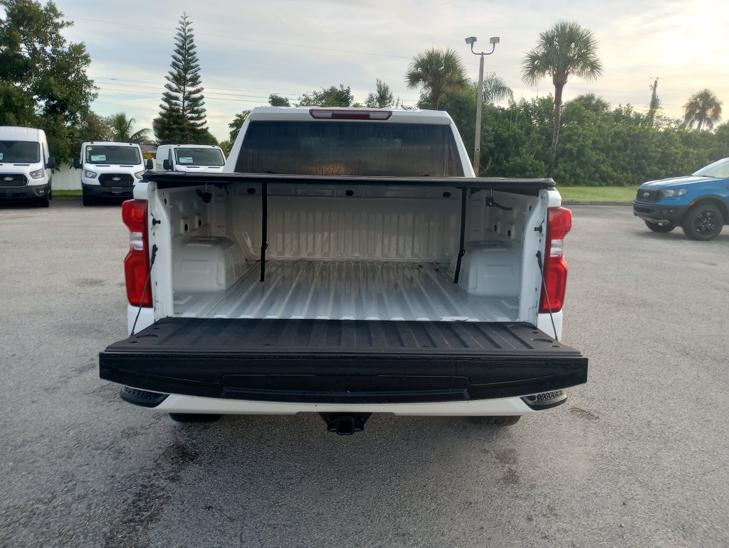 Used 2022 Chevrolet Silverado 1500 Custom RWD image 13
