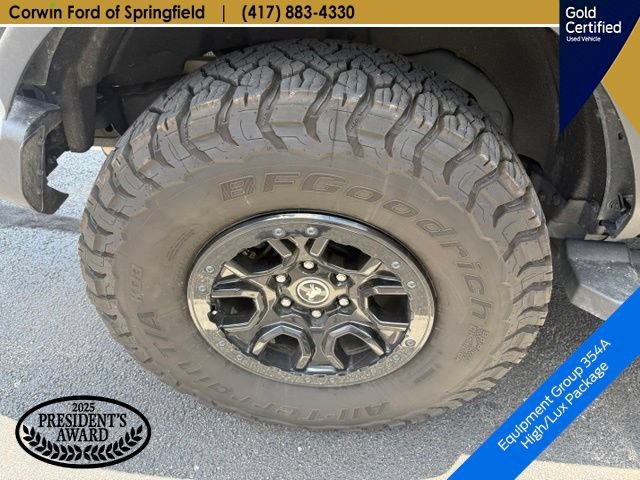 Certified 2024 Ford Bronco Wildtrak AWD/4WD image 12