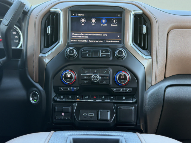 Used 2020 Chevrolet Silverado 2500 High Country w/ Z71 Off-Road Package AWD/4WD image 14