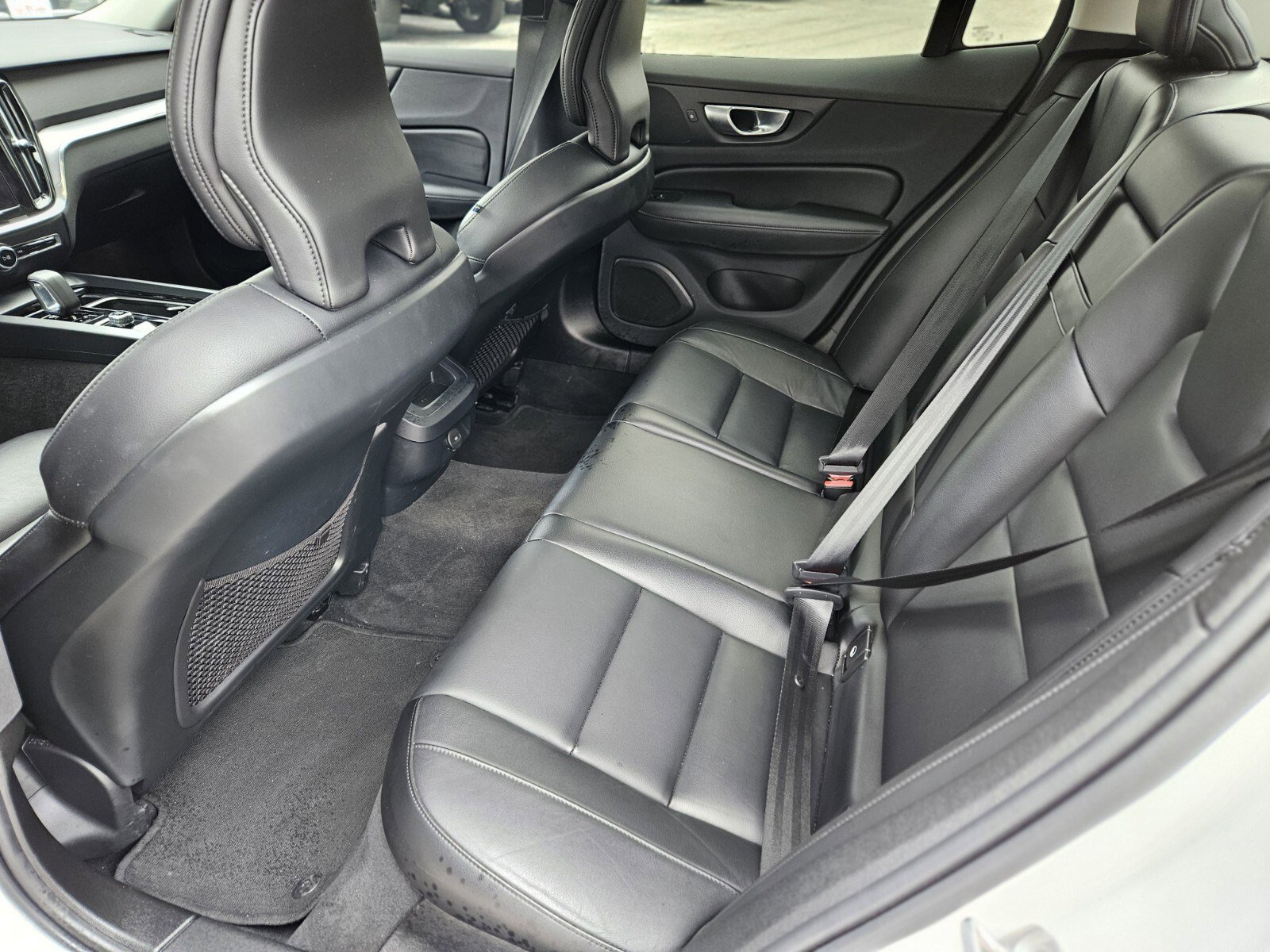 Used 2024 Volvo S60 B5 Core image 17