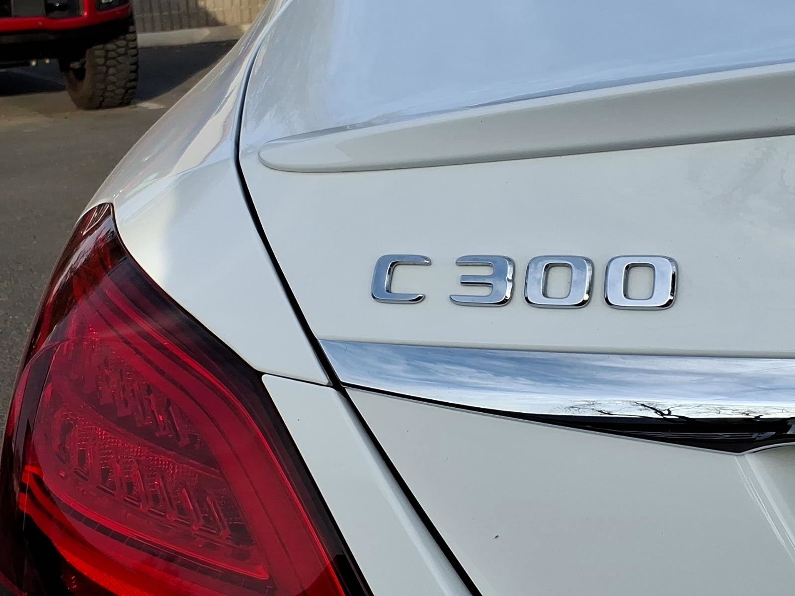 Used 2020 Mercedes-Benz C 300 Sedan image 7