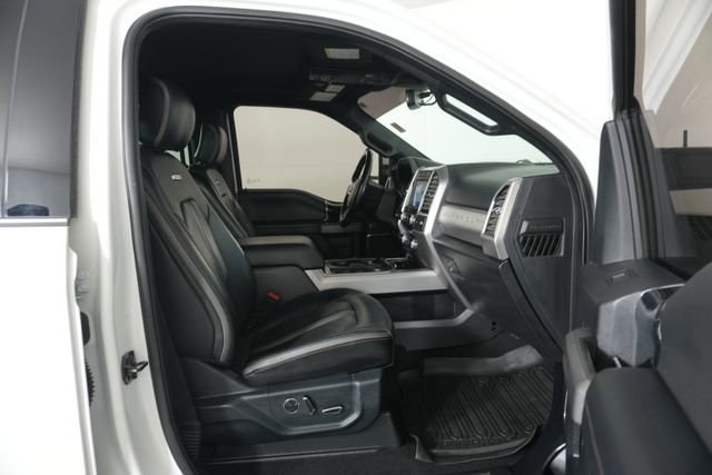 Certified 2020 Ford F250 Platinum w/ FX4 Off-Road Package image 31