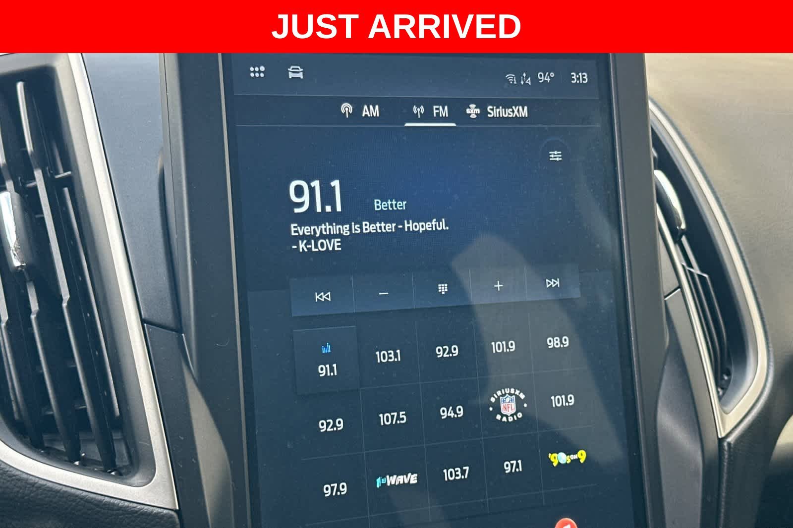 Certified 2022 Ford Edge SE w/ Black Appearance Package AWD/4WD image 19