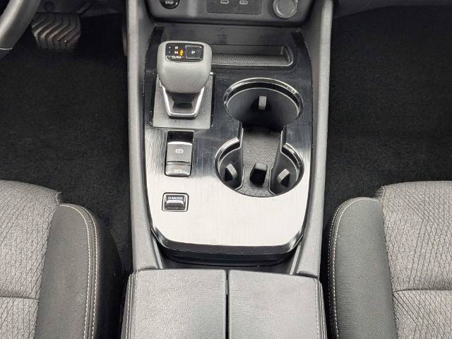 Used 2025 Nissan Rogue SV FWD image 20