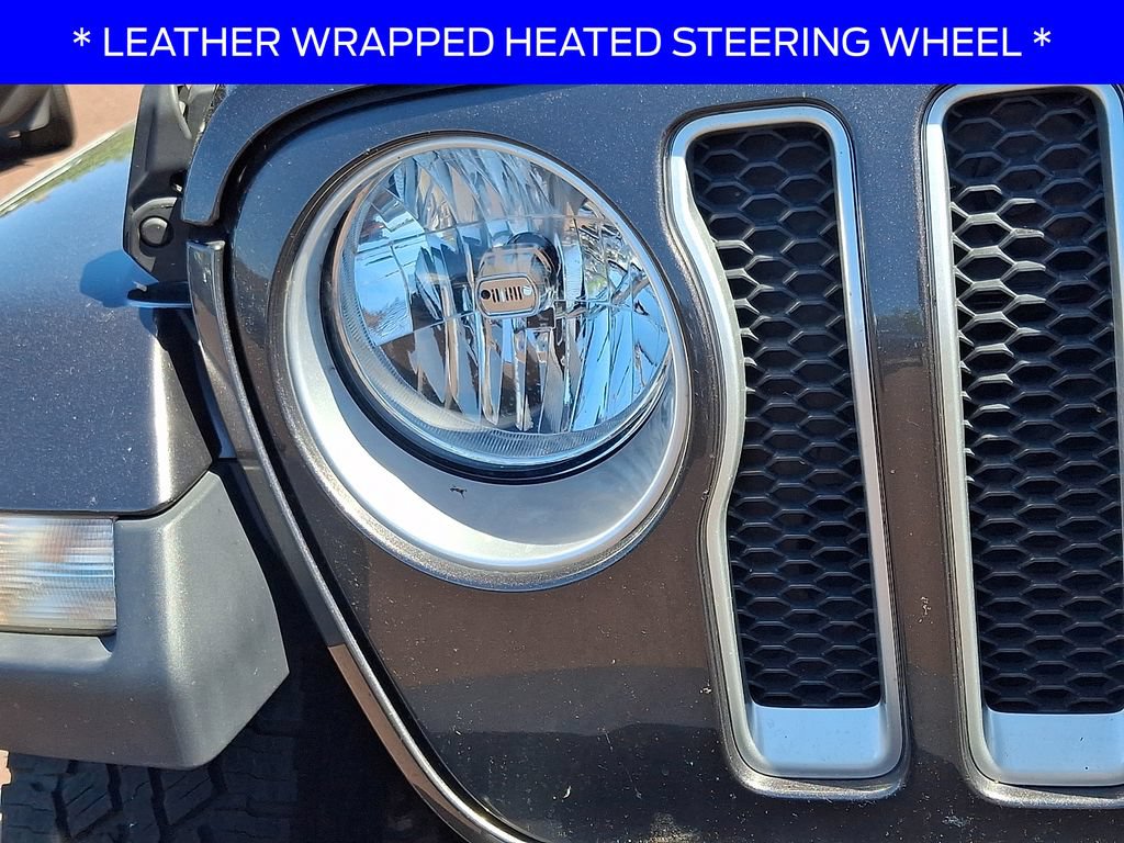Used 2019 Jeep Wrangler Unlimited Sahara w/ Dual Top Group AWD/4WD image 9