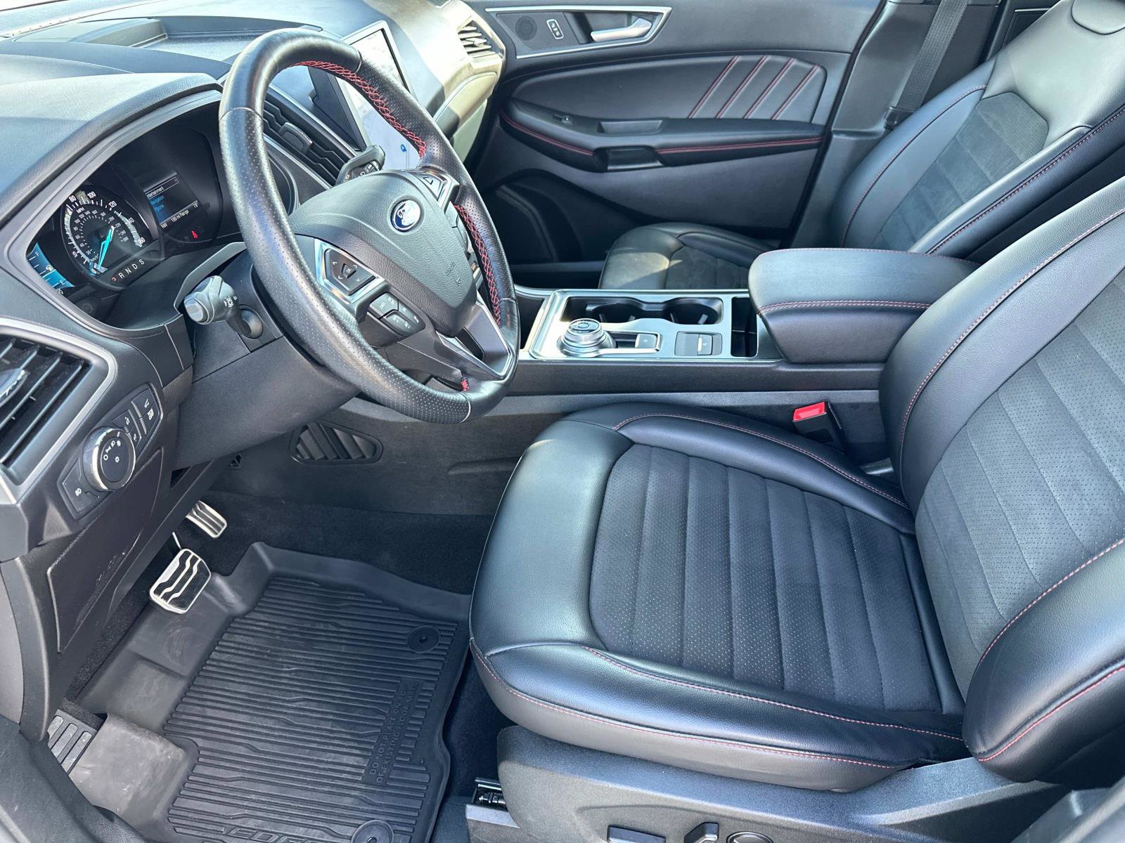 Certified 2022 Ford Edge ST-Line image 25