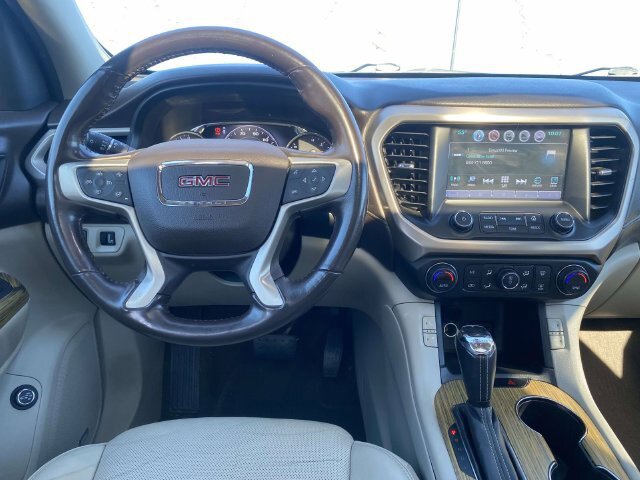 Used 2018 GMC Acadia Denali w/ Technology Package AWD/4WD image 13