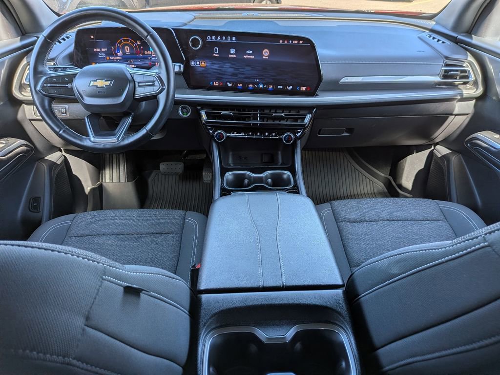 Used 2024 Chevrolet Traverse LT w/ LPO, Floor Liner Package image 16