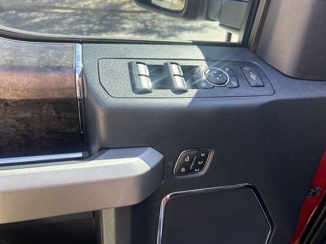 Certified 2022 Ford F250 Lariat w/ Lariat Ultimate Package AWD/4WD image 15