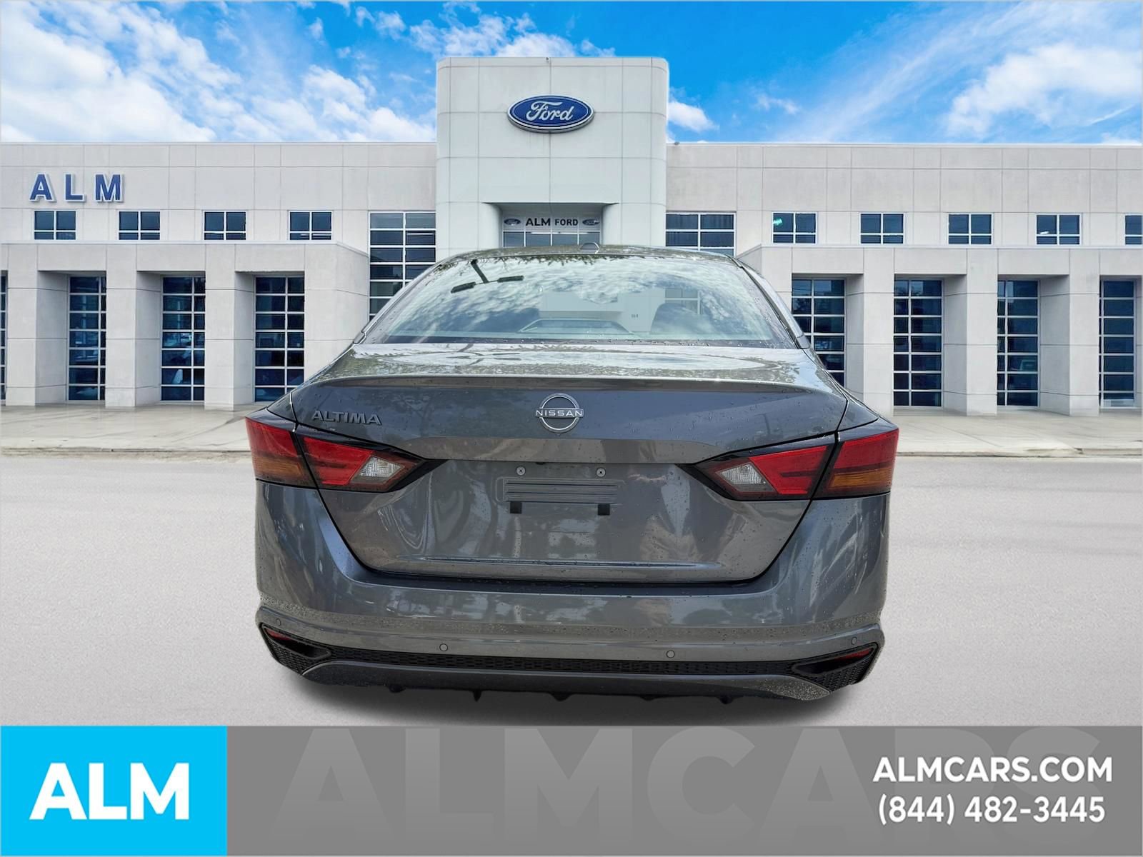 Used 2025 Nissan Altima 2.5 SV FWD image 6