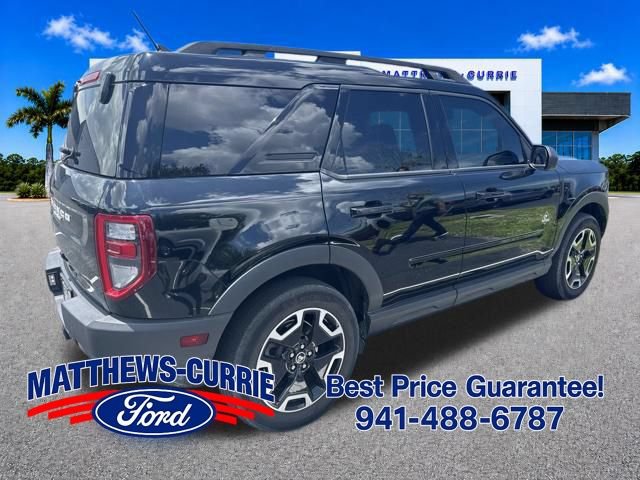 Certified 2023 Ford Bronco Sport Outer Banks w/ Tech Package AWD/4WD image 4
