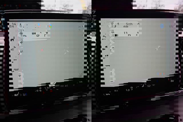 Certified 2025 Ford Expedition Active image 32