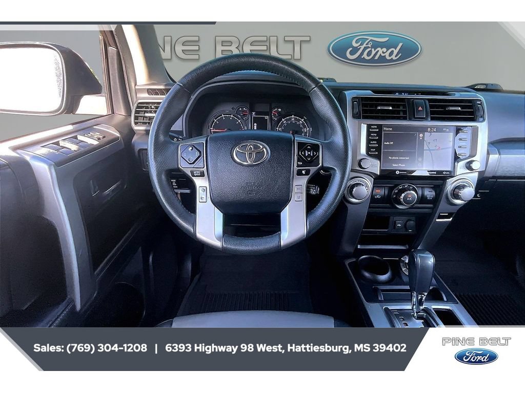 Used 2021 Toyota 4Runner SR5 Premium w/ Moonroof Package AWD/4WD image 5