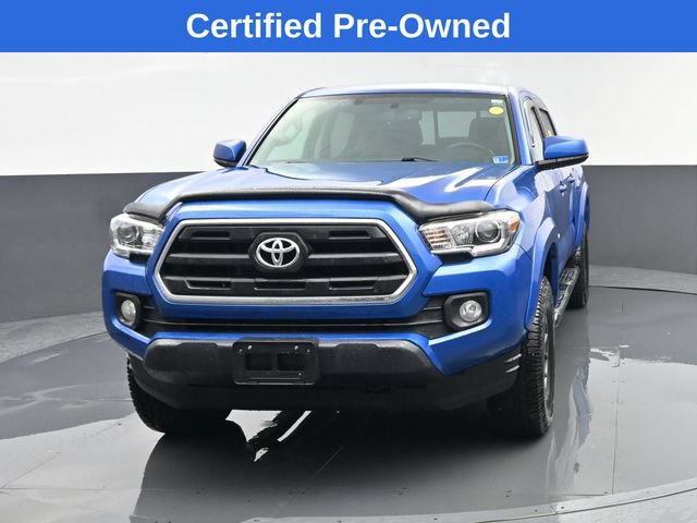 Used 2017 Toyota Tacoma SR5 w/ Exterior Package AWD/4WD image 21