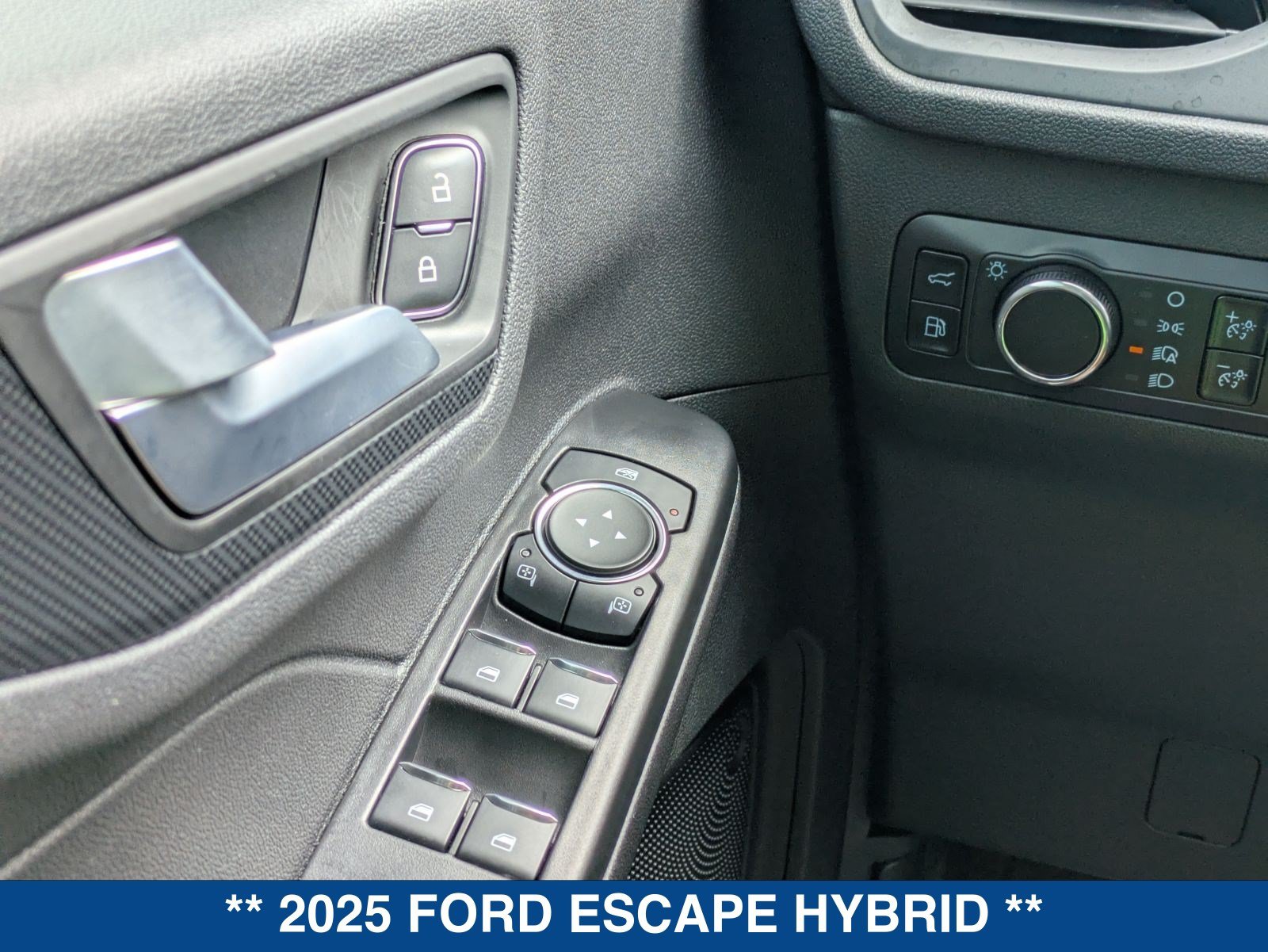 Certified 2025 Ford Escape ST-Line w/ Equipment Group 301A FWD image 25