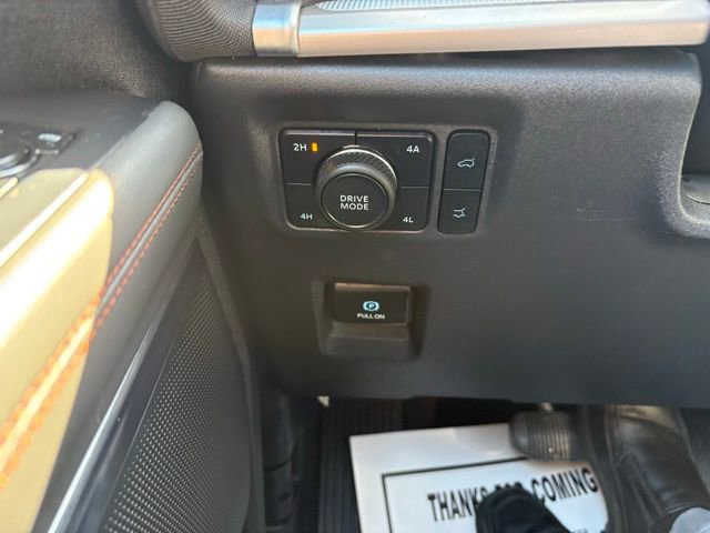 Certified 2025 Ford Expedition Active AWD/4WD image 19