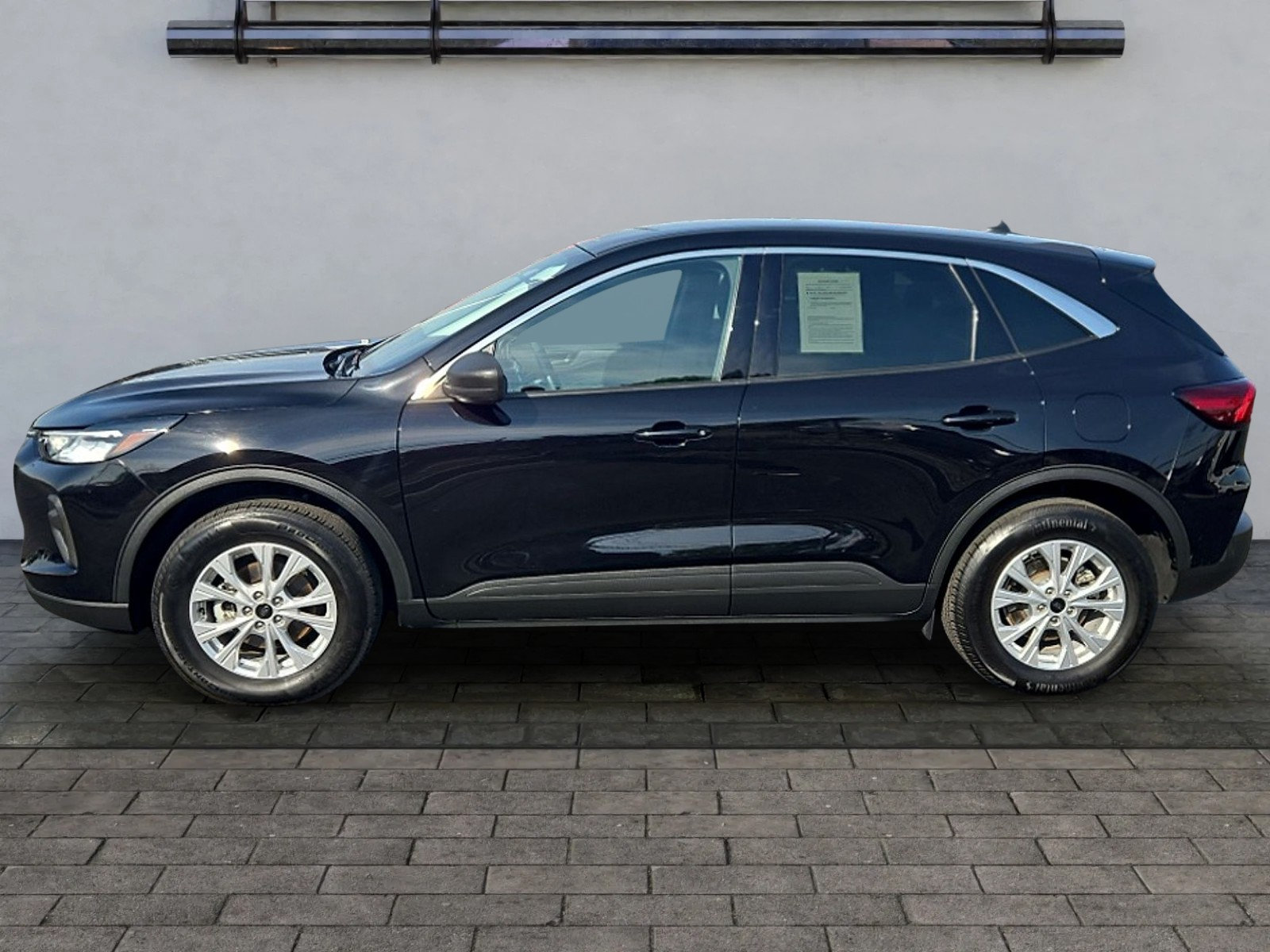 Certified 2024 Ford Escape Active AWD/4WD image 6