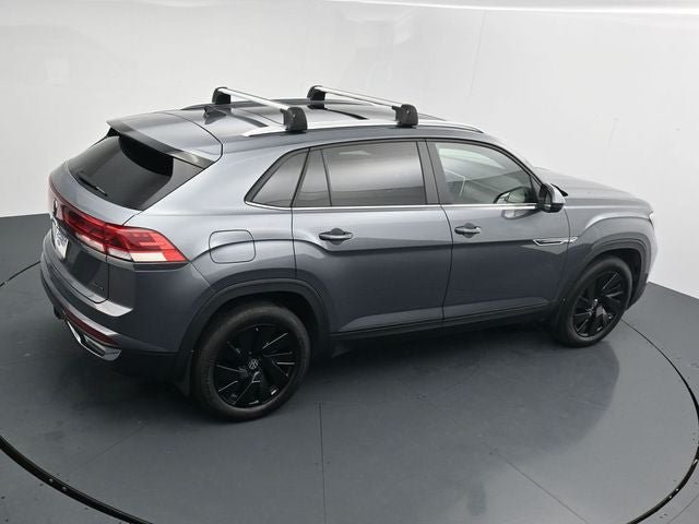 Used 2024 Volkswagen Atlas Cross Sport SE AWD/4WD image 34