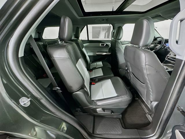 Certified 2024 Ford Explorer XLT w/ Equipment Group 202A AWD/4WD image 35