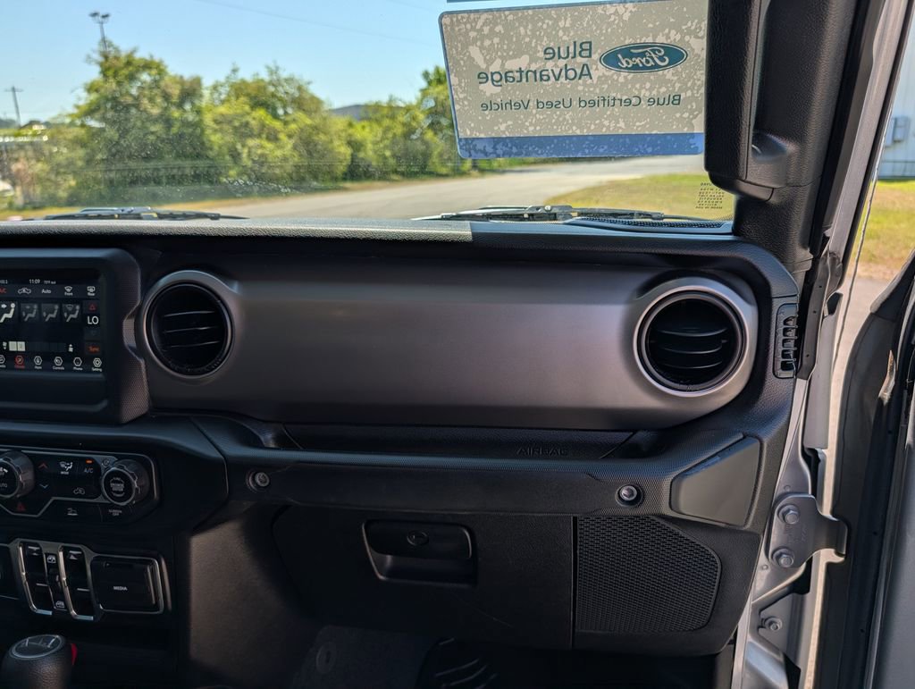 Used 2021 Jeep Gladiator Sport AWD/4WD image 23