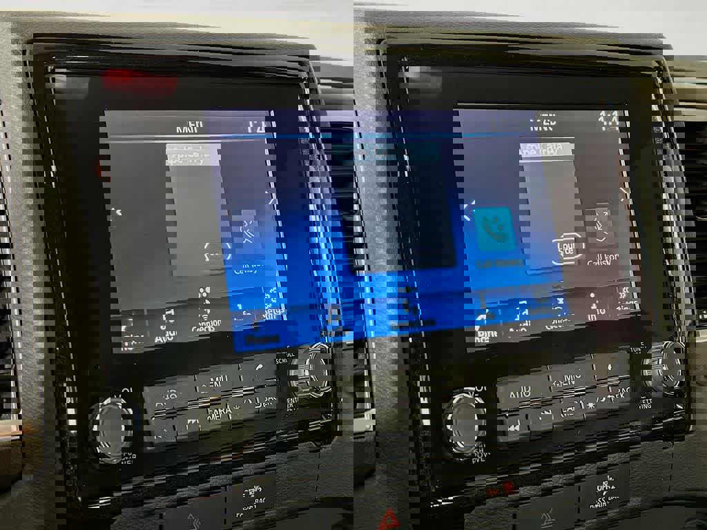 Used 2022 Nissan Frontier SV image 18