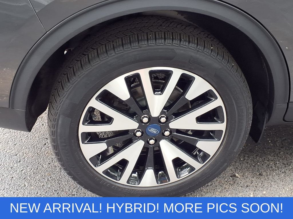 Certified 2020 Ford Escape SE Sport AWD/4WD image 28