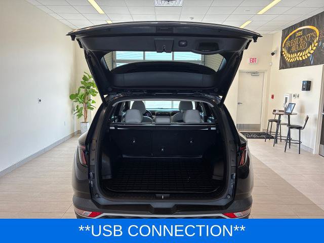 Used 2022 Hyundai Tucson SEL w/ Convenience + Premium Package FWD image 11